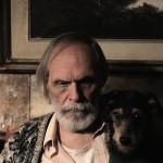 O cineasta Carlos Reichenbach, em sua última aparição no cinema, atuando em "Avanti Popolo".