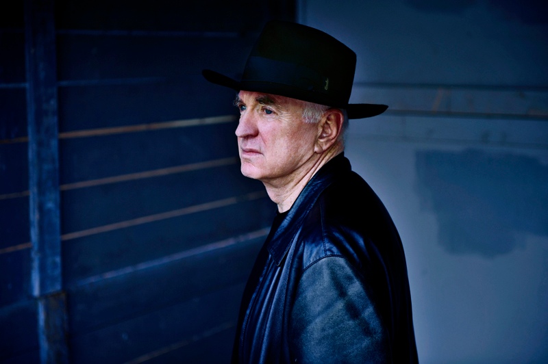 Escritor americano William C. Gordon na AIC