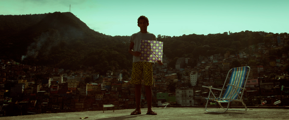 Pipa na Rocinha é tema de doc. de ex-aluno                               e sai na capa do New York Times
