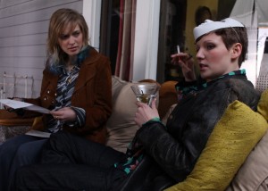 As atrizes Britt Harris e Molly Parker