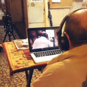 Alfredinho assistindo o filme pela primeira vez. 