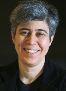 A cineasta paulista e professora da AIC, Lina Chamie, reconhecida pela sua poética cinematografia 