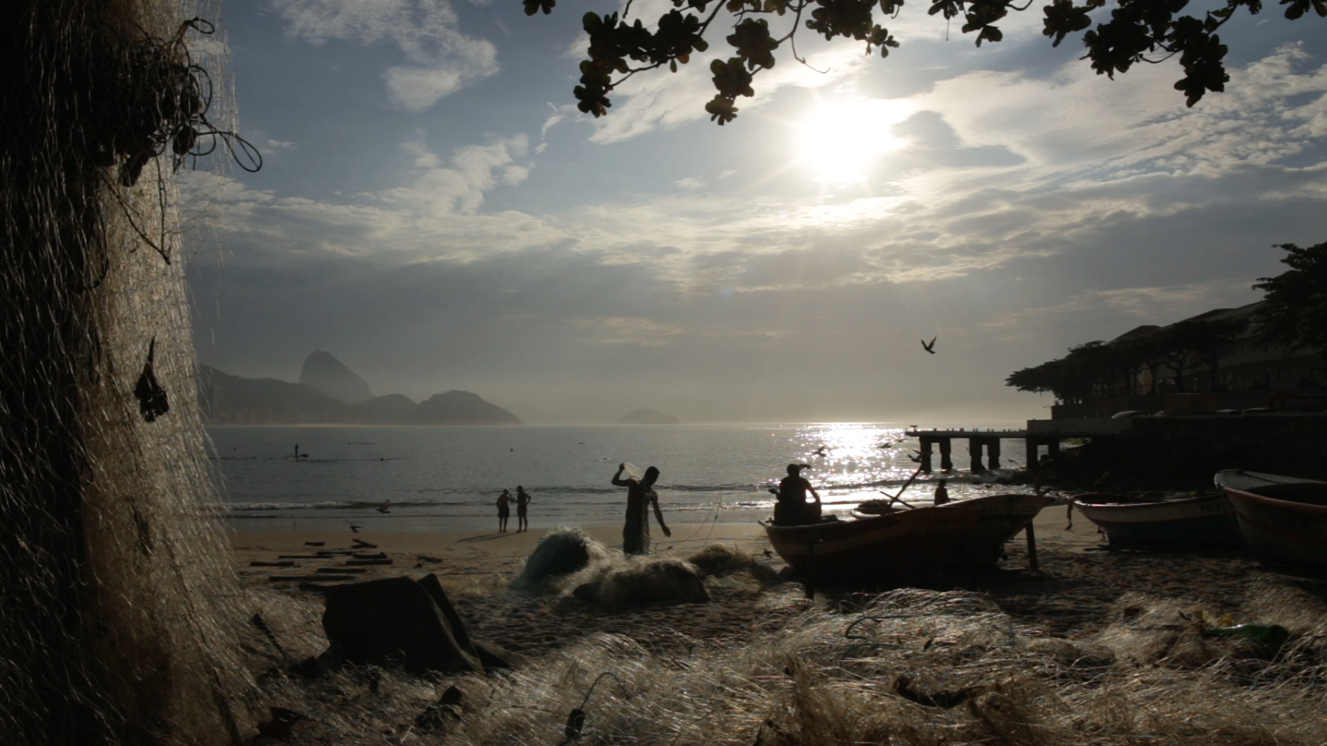 DOCUMENTÁRIO e FILME DE FICÇÃO: os limites entre realidade e invenção