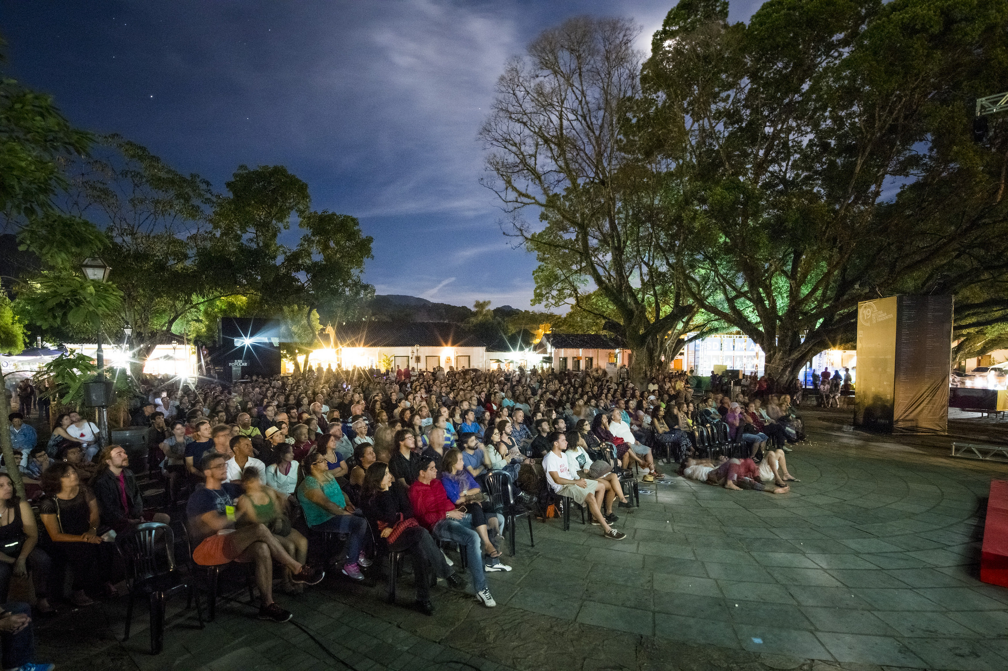 Professores da AIC - Cadastrem seus e-mails