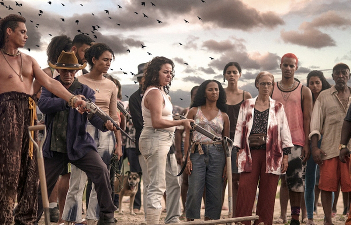 #ficaemcasa7 ∙ Cineclube AIC analisa Bacurau e traz dois convidados especiais: Silvero Pereira e Danny Barbosa