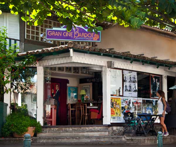 Cine Bardot lança campanha virtual