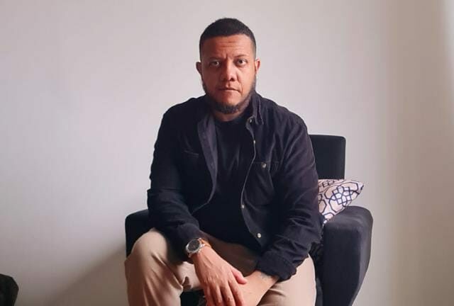 Dia do Orgulho LGBTQIAP+: artista e professor da AIC compartilha sua trajetória no audiovisual